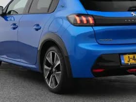 Peugeot E-208 208 ev gt 350 50 kwh camera alcantara carplay thumbnail 19