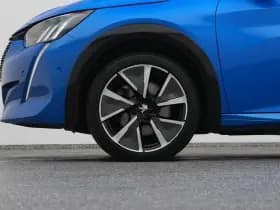 Peugeot E-208 208 ev gt 350 50 kwh camera alcantara carplay thumbnail 38