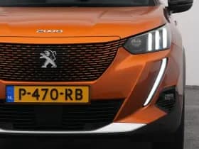 Peugeot E-2008 2008 ev gt 50 kwh camera cruise thumbnail 20