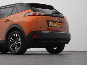 Peugeot E-2008 2008 ev gt 50 kwh camera cruise thumbnail 22