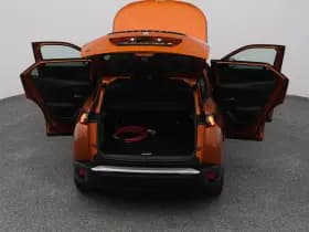 Peugeot E-2008 2008 ev gt 50 kwh camera cruise thumbnail 29