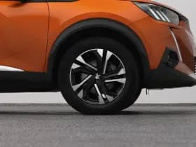 Peugeot E-2008 2008 ev gt 50 kwh camera cruise thumbnail 42