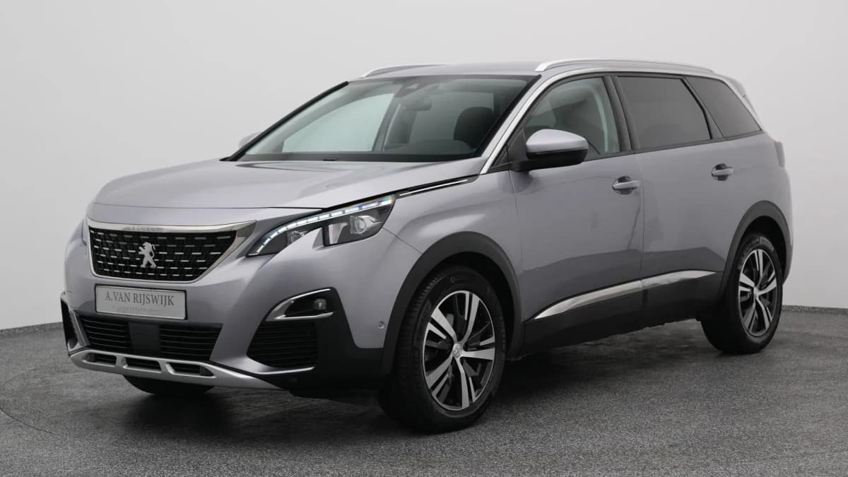 Peugeot 5008 1 2 puretech 130 pk automaat allure 7 pers camera keyless carplay — foto 1