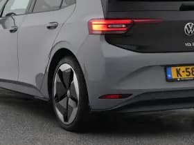 Volkswagen ID.3 3 first max 58 kwh adaptive camera carplay thumbnail 19