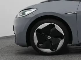 Volkswagen ID.3 3 first max 58 kwh adaptive camera carplay thumbnail 22