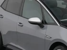 Volkswagen ID.3 3 first max 58 kwh adaptive camera carplay thumbnail 24