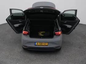 Volkswagen ID.3 3 first max 58 kwh adaptive camera carplay thumbnail 30