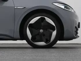 Volkswagen ID.3 3 first max 58 kwh adaptive camera carplay thumbnail 43