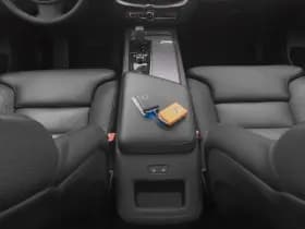 Volvo XC60 2 0 t6 plug in hybrid awd ultimate dark long range pano camera h k hud memory trekhaak thumbnail 12