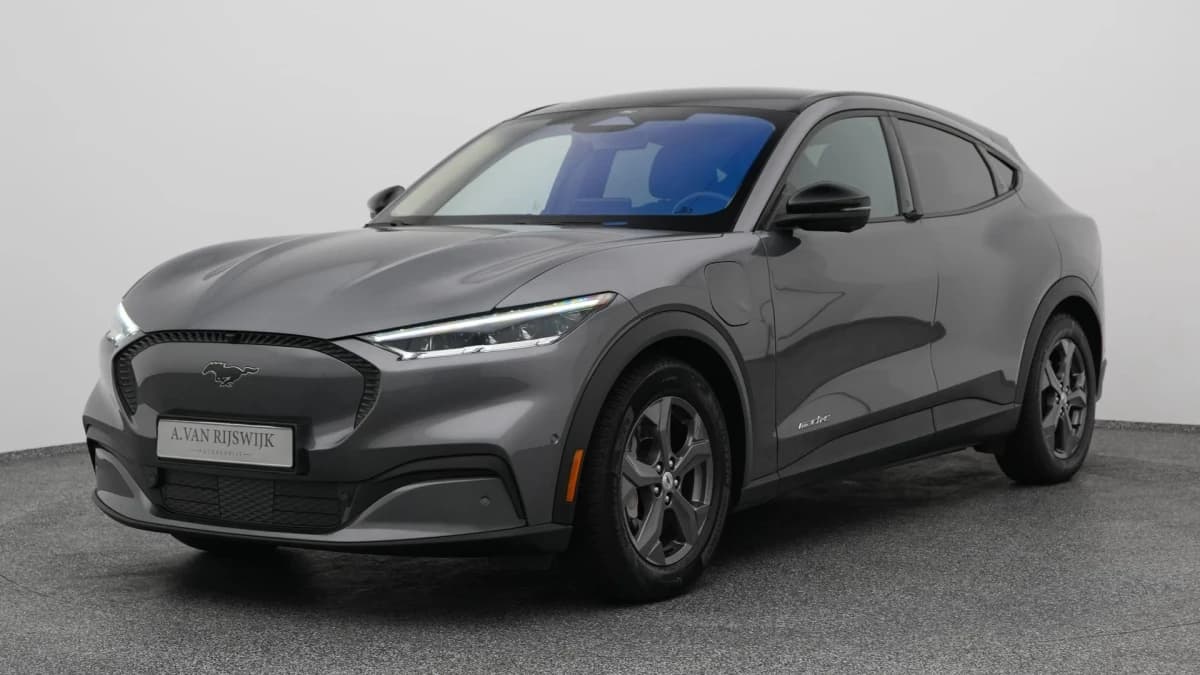 Ford Mustang mach e standard rwd 73 kwh 360 adaptive b o stoel en stuurverw — foto 1