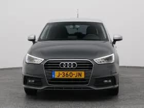 Audi A1 sportback 1 0 tfsi s line navi pdc thumbnail 9