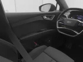 Audi Q4 e tron 35 launch edition advanced 55 kwh cruise camera carplay thumbnail 12