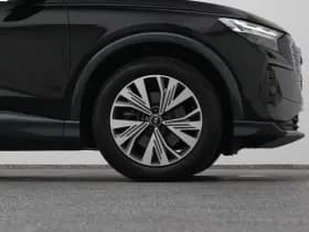 Audi Q4 e tron 35 launch edition advanced 55 kwh cruise camera carplay thumbnail 43