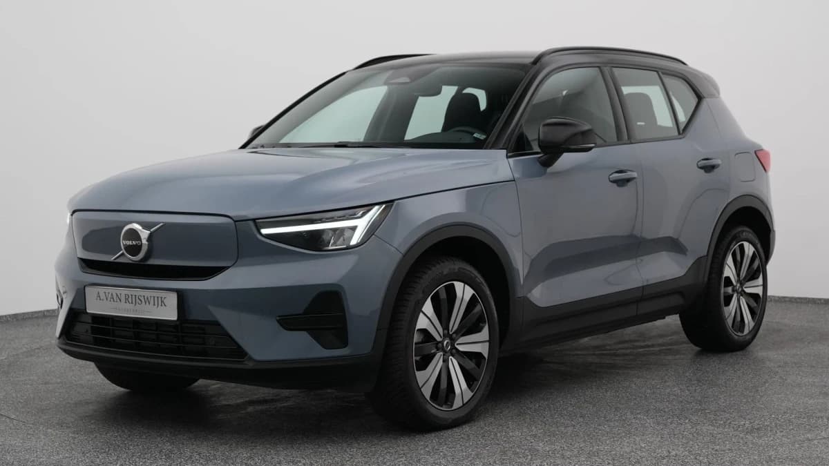 Volvo XC40 recharge core 70 kwh camera warmtepomp — foto 1