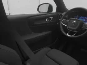 Volvo XC40 recharge core 70 kwh camera warmtepomp thumbnail 12