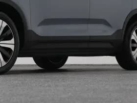 Volvo XC40 recharge core 70 kwh camera warmtepomp thumbnail 36