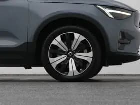 Volvo XC40 recharge core 70 kwh camera warmtepomp thumbnail 41