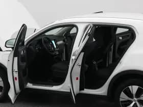 Volvo XC40 1 5 t4 recharge inscription expression camera adaptive thumbnail 33