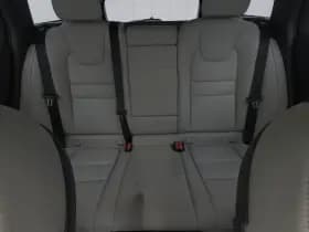 Volvo V60 2 0 t4 inscription camera adaptive h k stoelverwarming trekhaak thumbnail 4