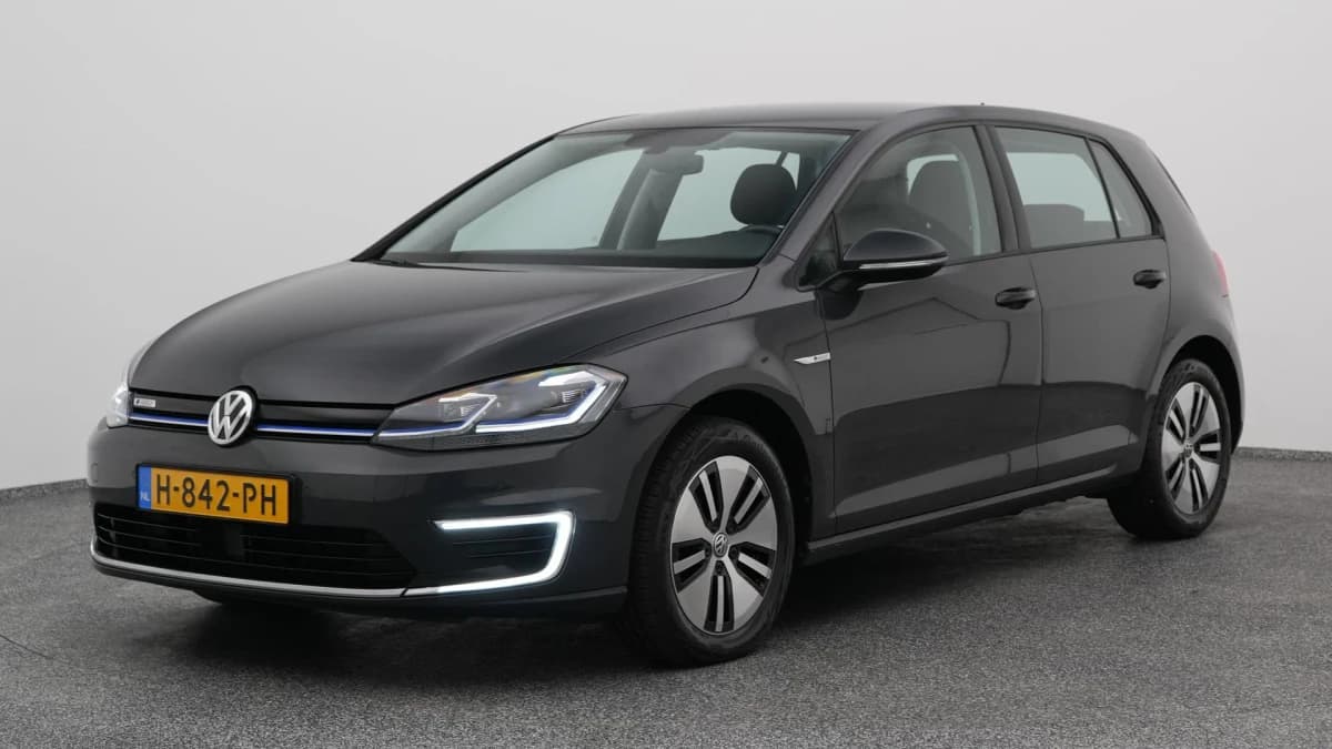 Volkswagen E-Golf golf e dition navi adaptive — foto 1