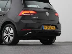 Volkswagen E-Golf golf e dition navi adaptive thumbnail 23