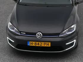 Volkswagen E-Golf golf e dition navi adaptive thumbnail 31