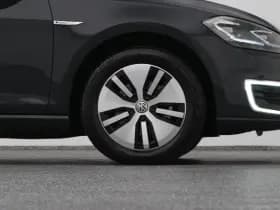 Volkswagen E-Golf golf e dition navi adaptive thumbnail 43