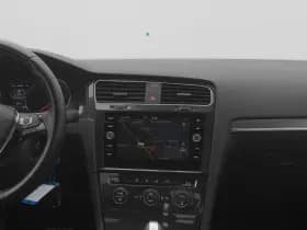 Volkswagen E-Golf golf e dition navi adaptive thumbnail 9