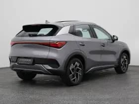 BYD ATTO 3 design 60 kwh pano 360 adaptive stoelverwarming thumbnail 6