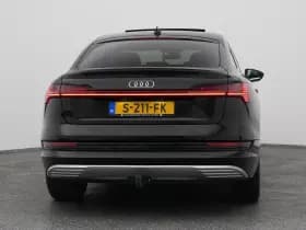 Audi E-tron thumbnail 11