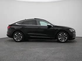 Audi E-tron thumbnail 15