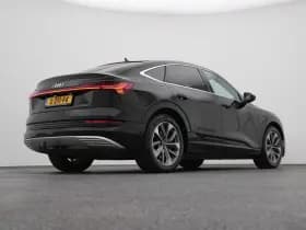 Audi E-tron thumbnail 17