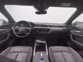 Audi E-tron thumbnail 3