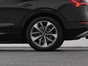 Audi E-tron thumbnail 40