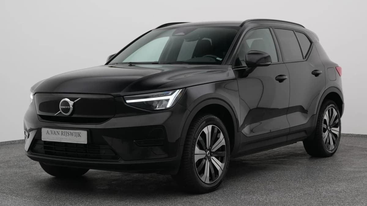 Volvo XC40 — foto 1