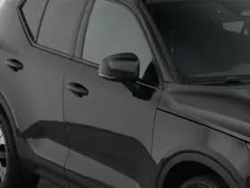 Volvo XC40 thumbnail 24