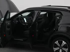 Volvo XC40 thumbnail 33