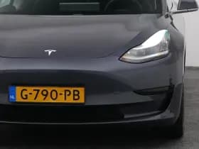 Tesla Model thumbnail 19