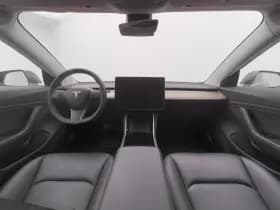 Tesla Model thumbnail 3