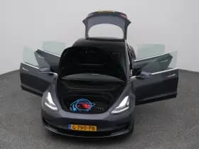 Tesla Model thumbnail 27