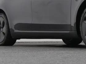 Tesla Model thumbnail 38