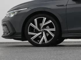 Volkswagen Golf thumbnail 38