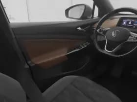Volkswagen ID.5 thumbnail 12