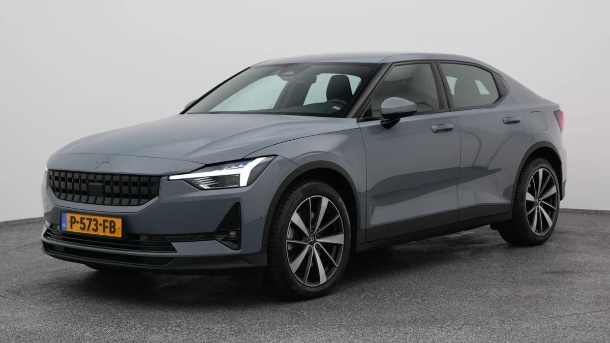 Polestar 2 — foto 1