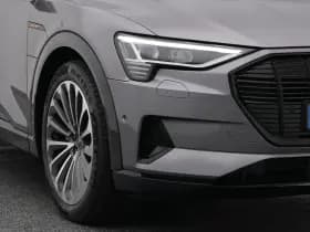 Audi e-tron thumbnail 18