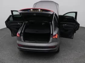 Audi e-tron thumbnail 30