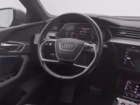 Audi e-tron thumbnail 8
