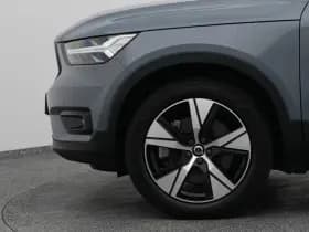 Volvo XC40 thumbnail 22