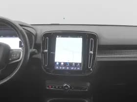 Volvo XC40 thumbnail 9