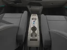 Volkswagen Multivan thumbnail 12